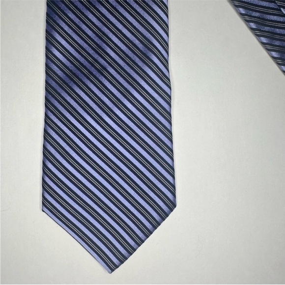VALENTINO Luxury Light Blue & Black Striped Handmade Silk Classic Tie, 3.25” - Picture 7 of 8